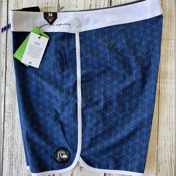 🌴QUICKSILVER Highline Tokolo Scallop 18" Board Shorts for Men 🌴 - Picture 4 of 8